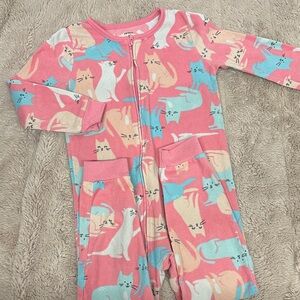 Kitty Carters Sleeper